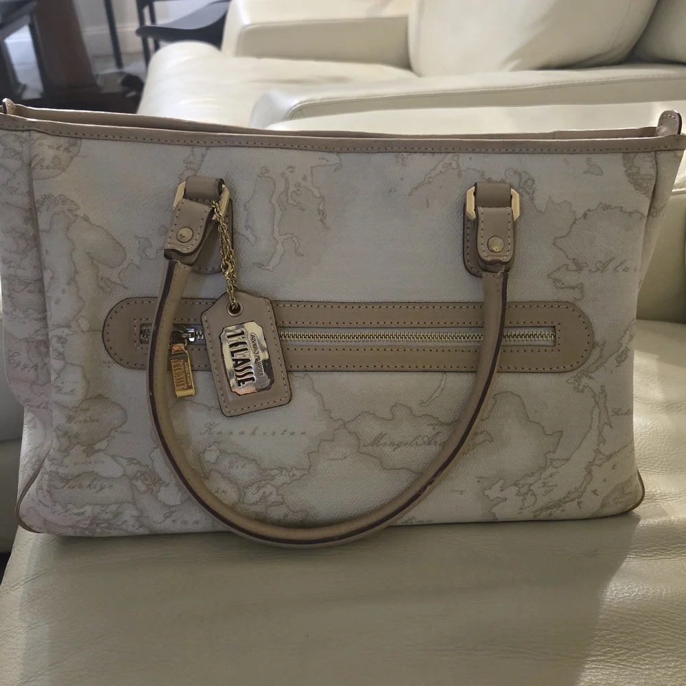 Bag Italy Alviero Martini Elegant Beige Map Print Handbag